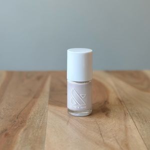 Olive & June Nail Polish Shade ECC